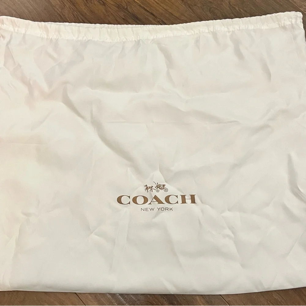 Coach Stanton Carryall Tote